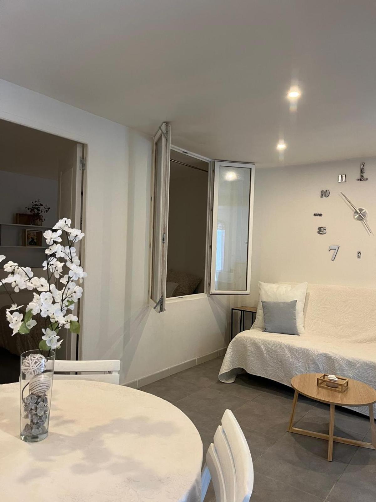 La Mhirabelle Hotel Saint-Paul-de-Vence Luaran gambar